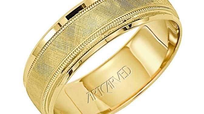Guys: What color wedding band would/do you prefer?