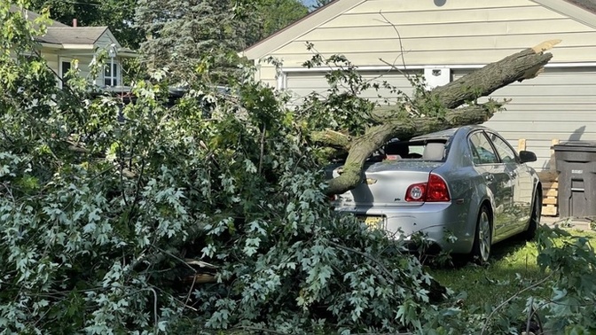 What do you do to keep yourself busy during a power outage when a powerful storm like a dangerous derecho storm passing through?
