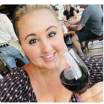 Guys, would you date and marry this girl?