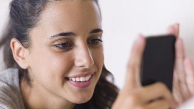 Why do younger women put so much trust in dating apps and strangers?