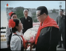 Guys, Would you appreciate receiving flowers?