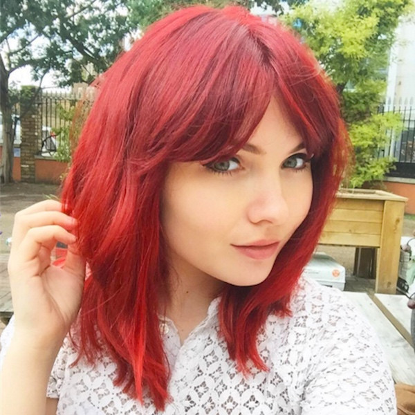 Do dyed red hair make women look old and tired?