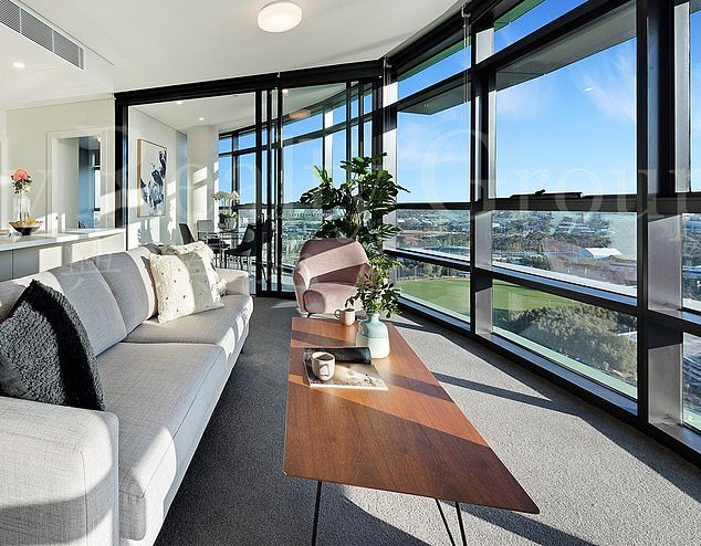 What's better a house or an apartment?
