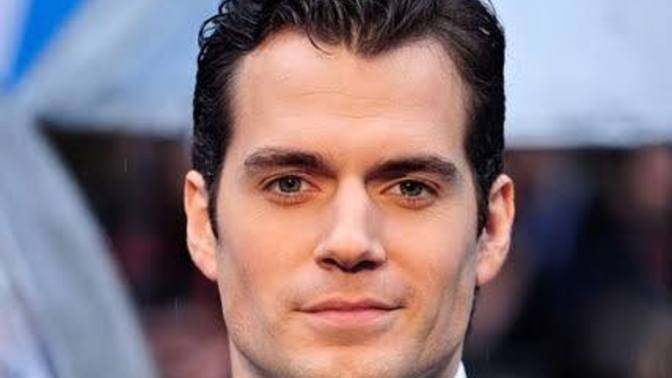 Let's do a poll, I'm asking the women in the group whether it's a man with a mustache or a man without a mustache, let's see the comments?
