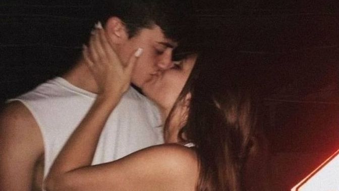 Guys, 1) would you CONTINUE a relationship with a woman you could do everything with EXCEPT for kissing her lips even though she had gorgeous lips? 2?