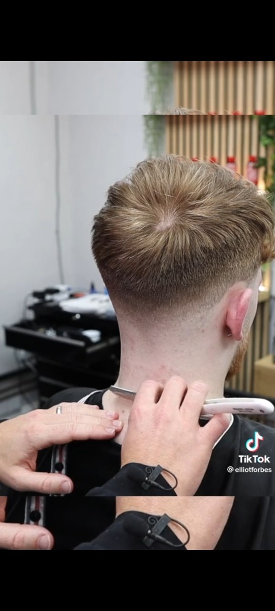 Does anyone know the name of this hair cut/hair style?