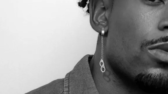 Girls, do you like it when guys wear dangly earrings?