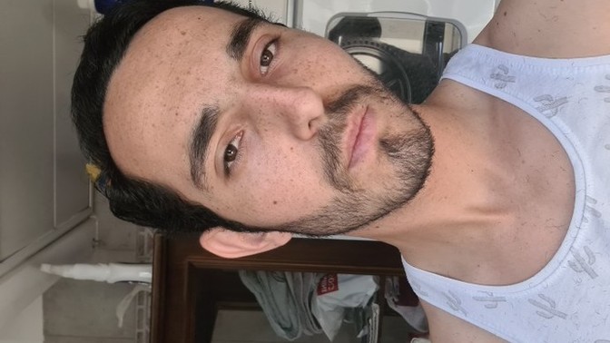 Which shape of sunglasses would fit me the best?