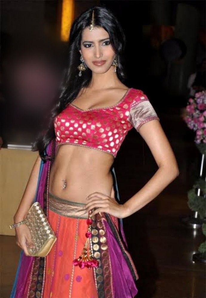 Does fair skin make a woman more attractive according to you?