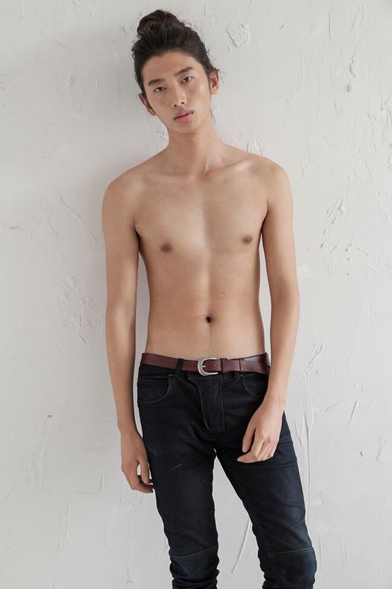 Girls, you like skinny guys like this?