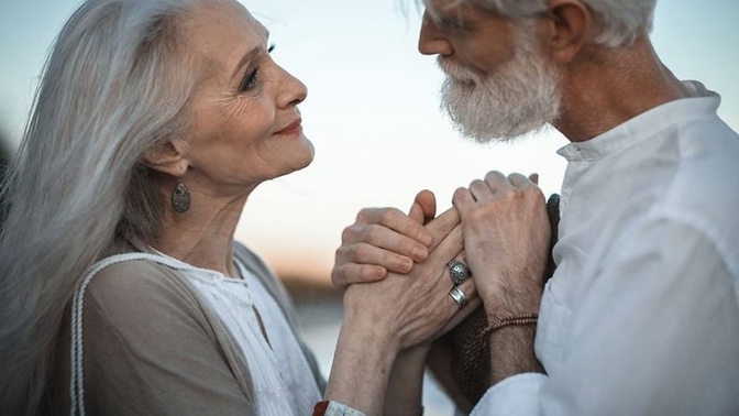 Guys & Gals: How do you know when you have fallen in love?