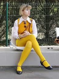 What color cloths do you find the most attractive in the opposite gender?