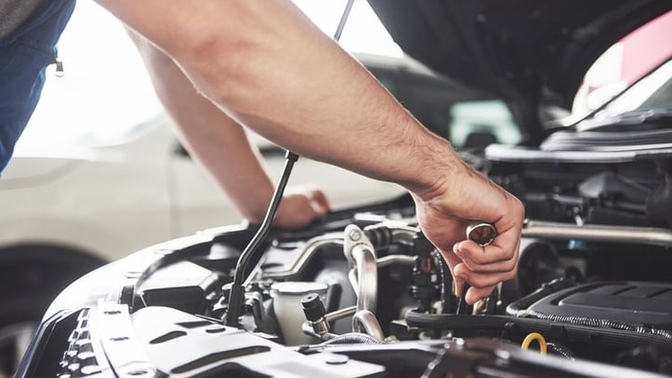 Do girls get turned on by a guy that knows how to fix stuff?