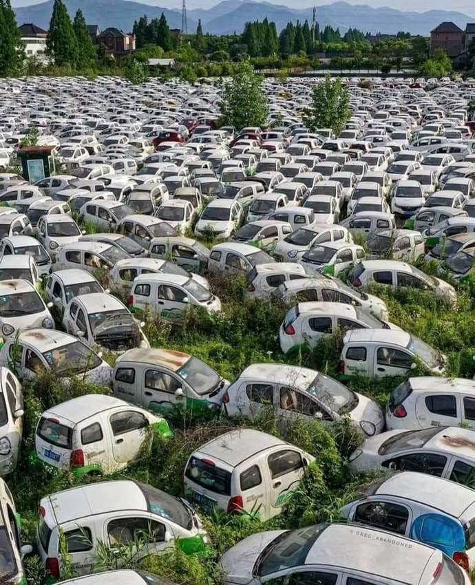 Abandoned EVs from a failed Chinese car-sharing company