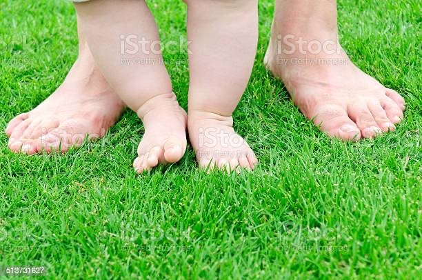 Why do white dads go outside on their yard barefoot?