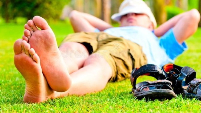 Why do white dads go outside on their yard barefoot?