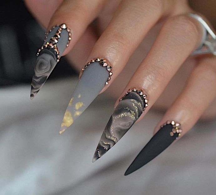 Straight men born after 1980, what do you think of long-ass and pointy nails? Wisely read all options before choosing?