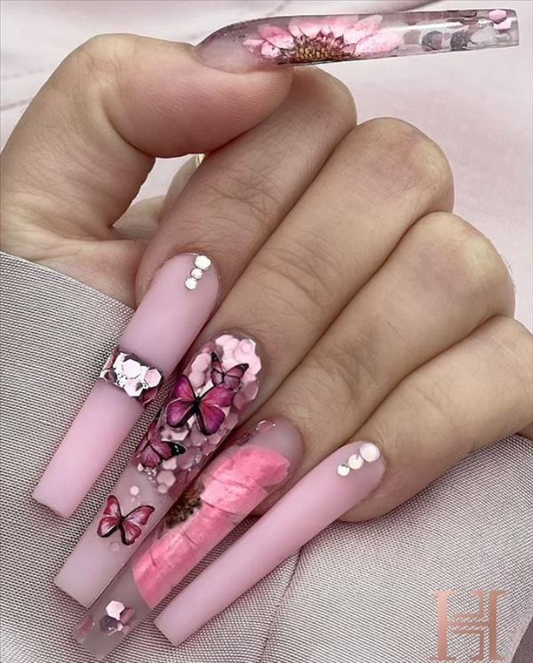 Straight men born after 1980, what do you think of long-ass and pointy nails? Wisely read all options before choosing?