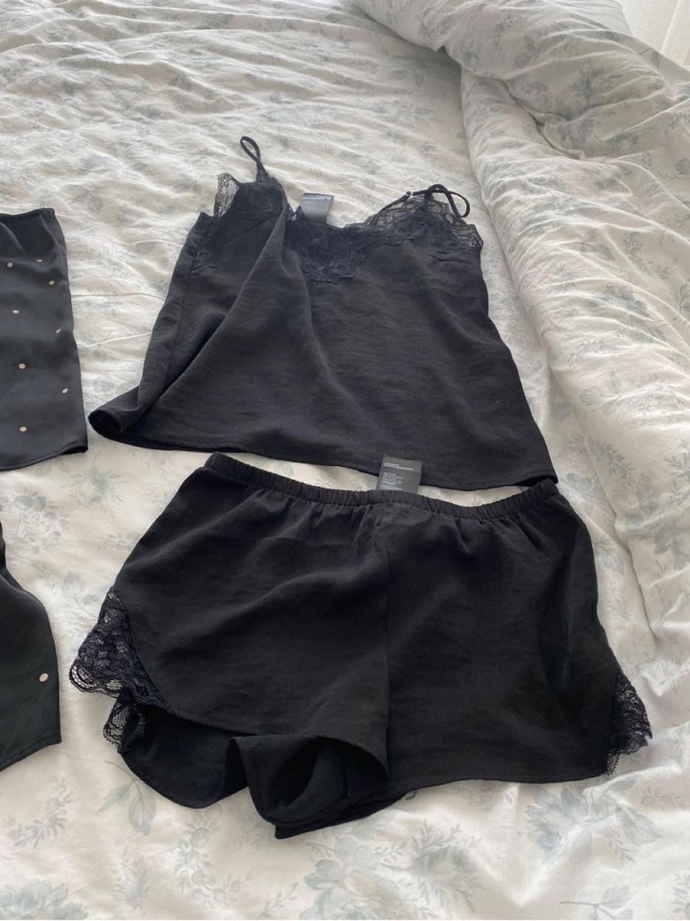 Which one do you think I should wear?
