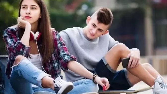 Guys: what do you think and do when you don’t get the attention from the girl you like?