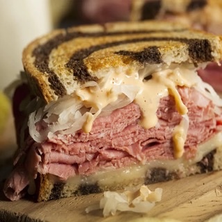 I love me a Rueben with pickles on the side 
