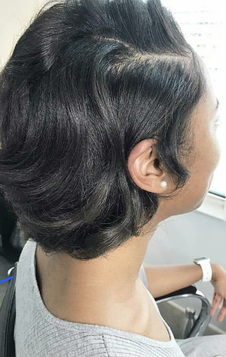 Should more women embrace their natural hair types?
