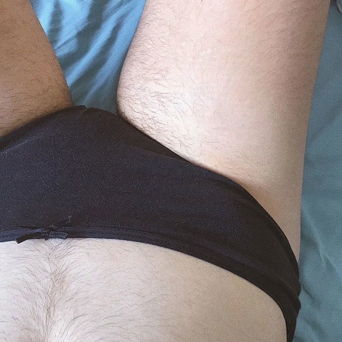 How common is it for a girl to have belly hair and shave it too?