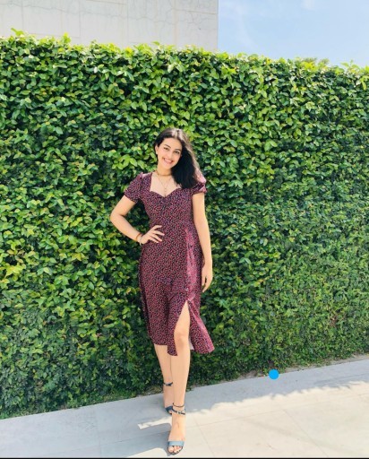 Can you describe your type of girl/boy by using an Instagram screenshot?