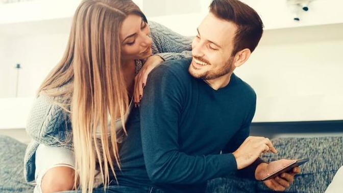 Girls, Have you ever made a purely platonic friend (& always was platonic) which lasted a long time off a dating app?