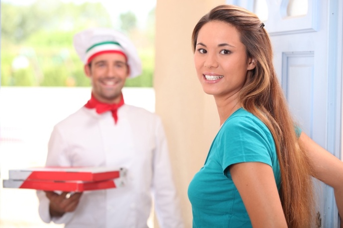Girls, would you date a pizza guy?