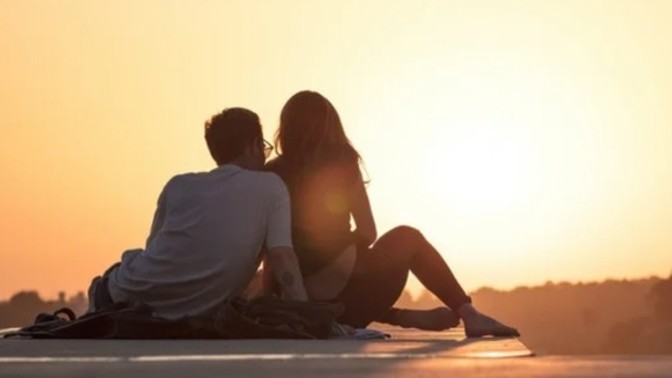 How do girls feel when their man doesn't like it when other men check you out?