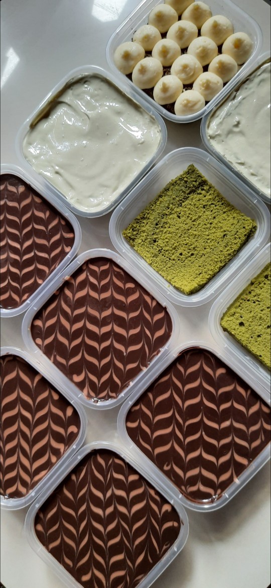 What are your fave desserts to eat?