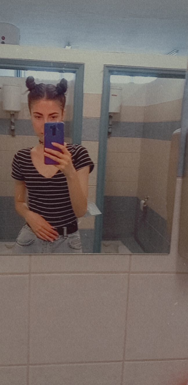 Do you wear low cut tops?