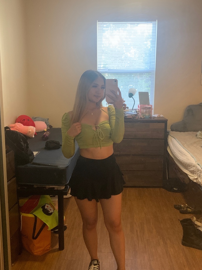 Which top is better for festival/rave?