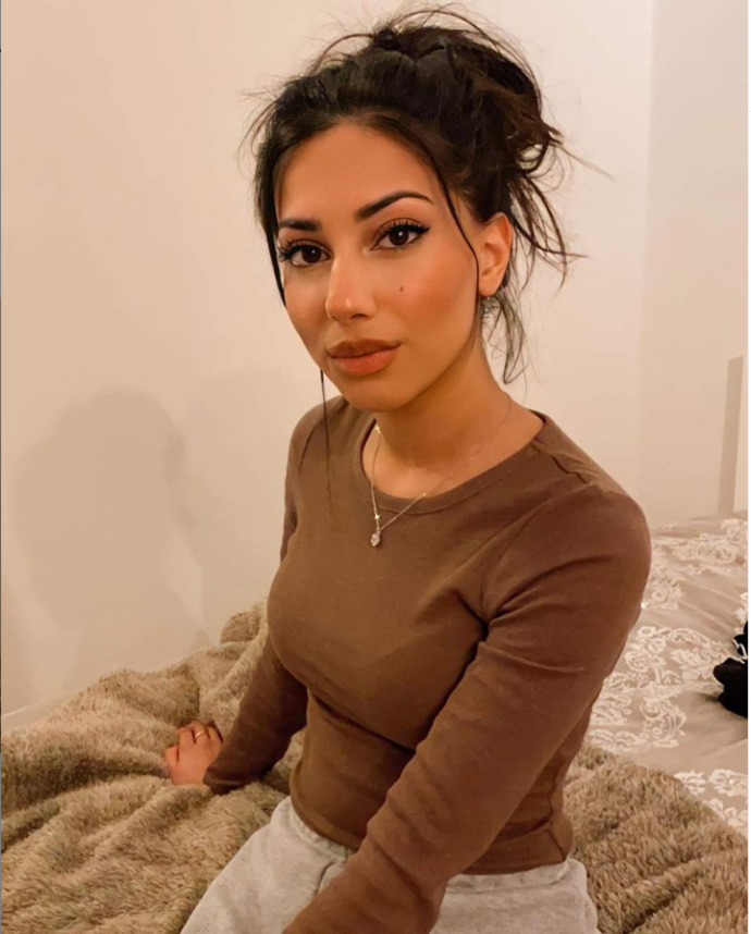 Should I as a man be ashamed that my girlfriend who isnt stronger than the average woman is far stronger than me and can very easily kick my ass?