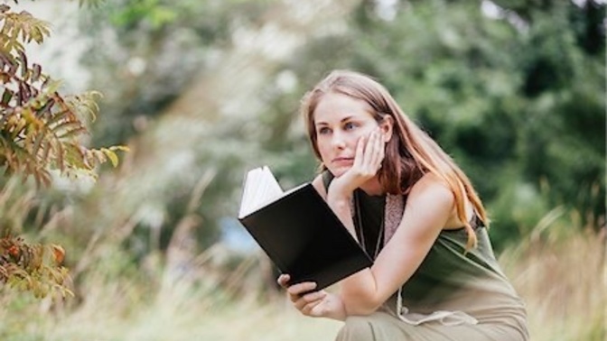 Have you ever had a time when you were at home reading a book about someone who fascinates you and still you struggle to concentrate?