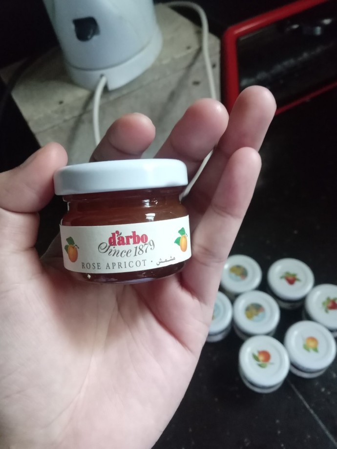 Would you buy mini jams like these?