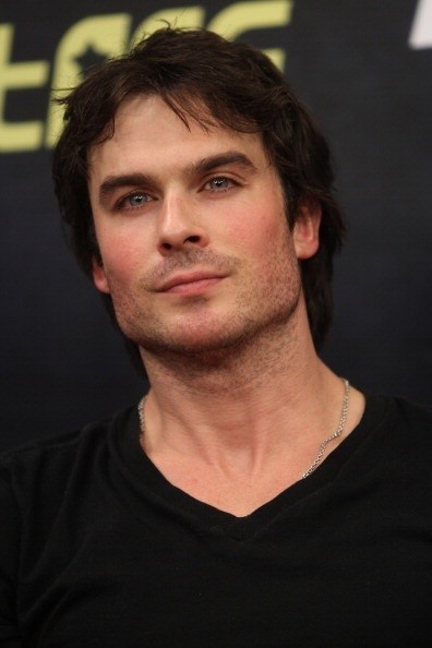Why are people so obsessed with blue eyes even though they are much more common than green eyes?