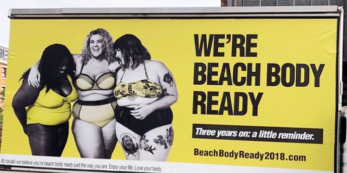 Which gender rates women's looks more harshly?
