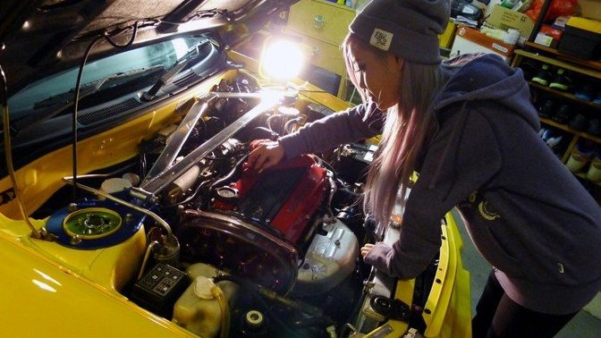 Ladies, if women can be into masculine hobbies, are men allowed to do the reverse?