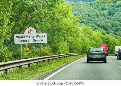 How easy is it to cross state borders in America?