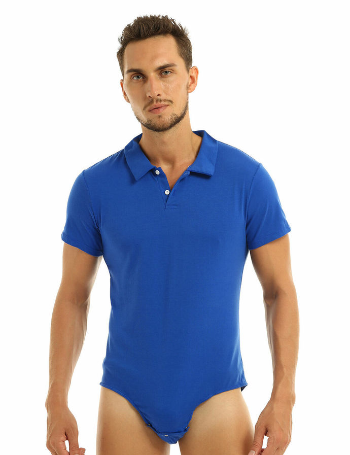 Girls, is this outfit hot?