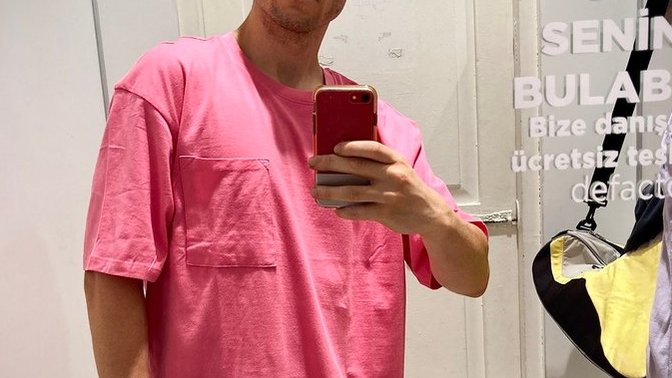Is it pink or purple? which one is better?
