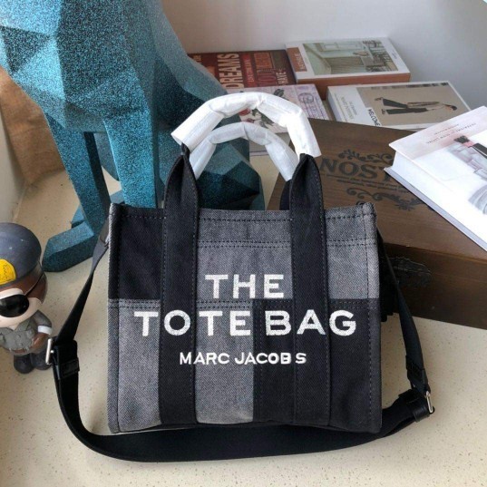 Which bag is better?