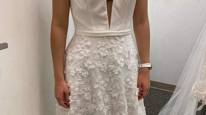 Which wedding gown do you prefer? And why?