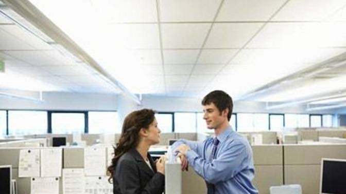 What are several reasons you should never date a coworker?