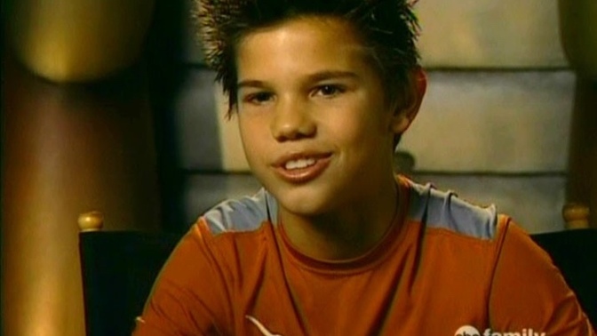 Anybody think it’s not possible that Taylor Lautner looked like a kid then became a Man in 2 of his movies?