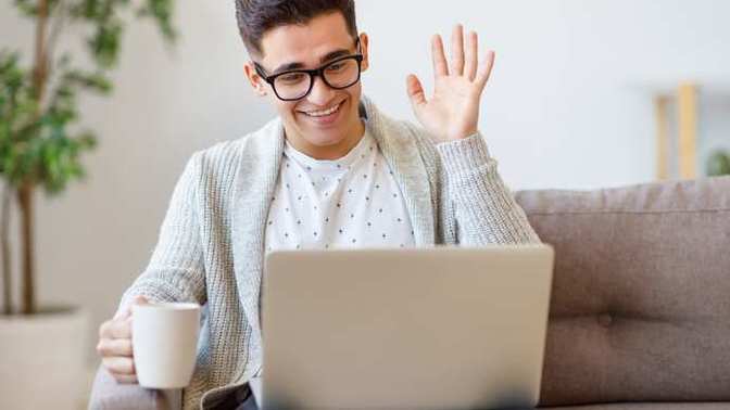 Should a boss be friends with their employees on Facebook, Instagram, and Snapchat?