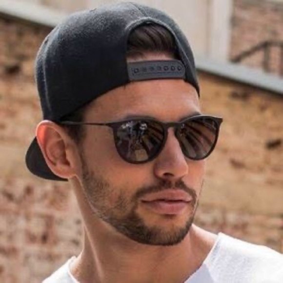 Ray Ban Erika or Aviators on a guy?