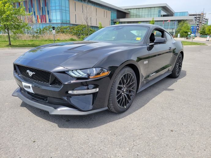 Is a 2022 v6 mustang a good car?